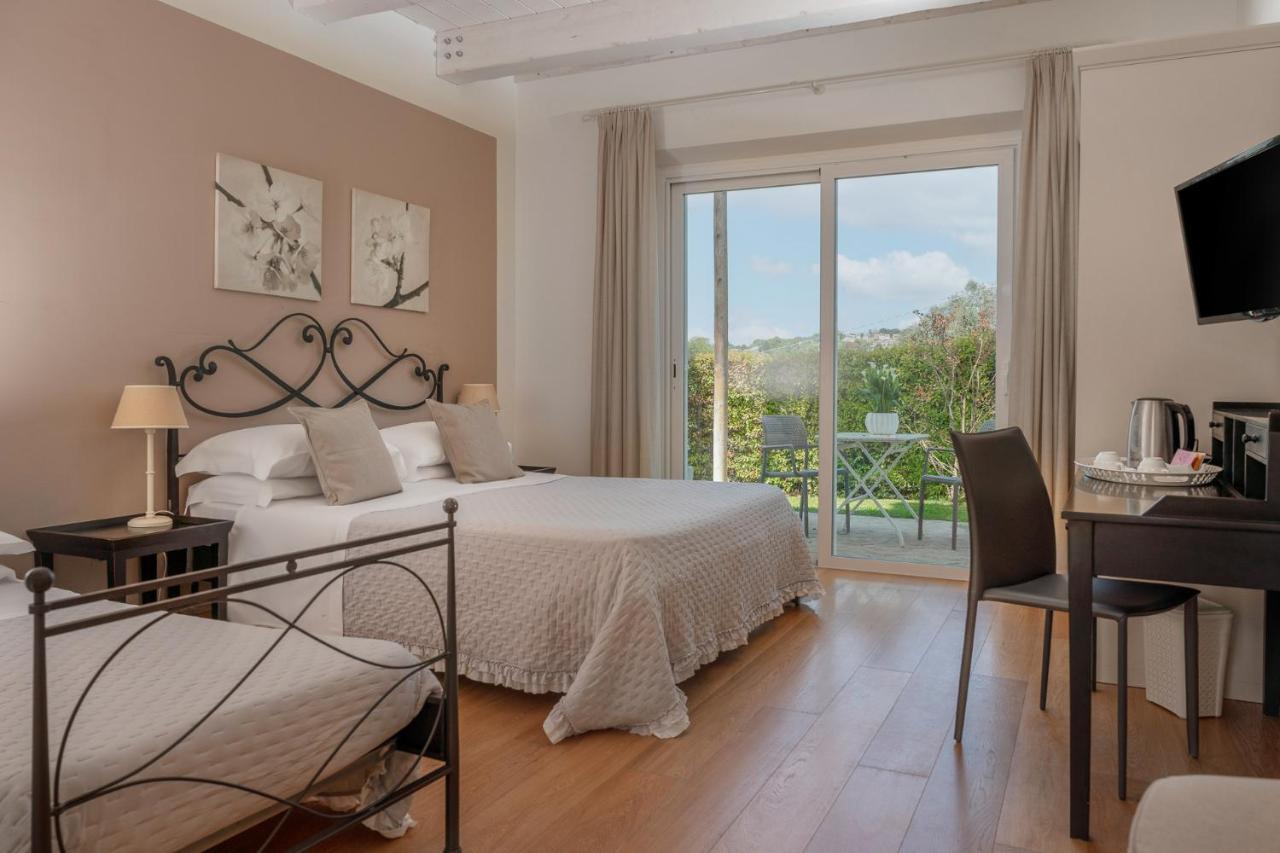 Hotel Giardino Suites&Spa Нумана Экстерьер фото