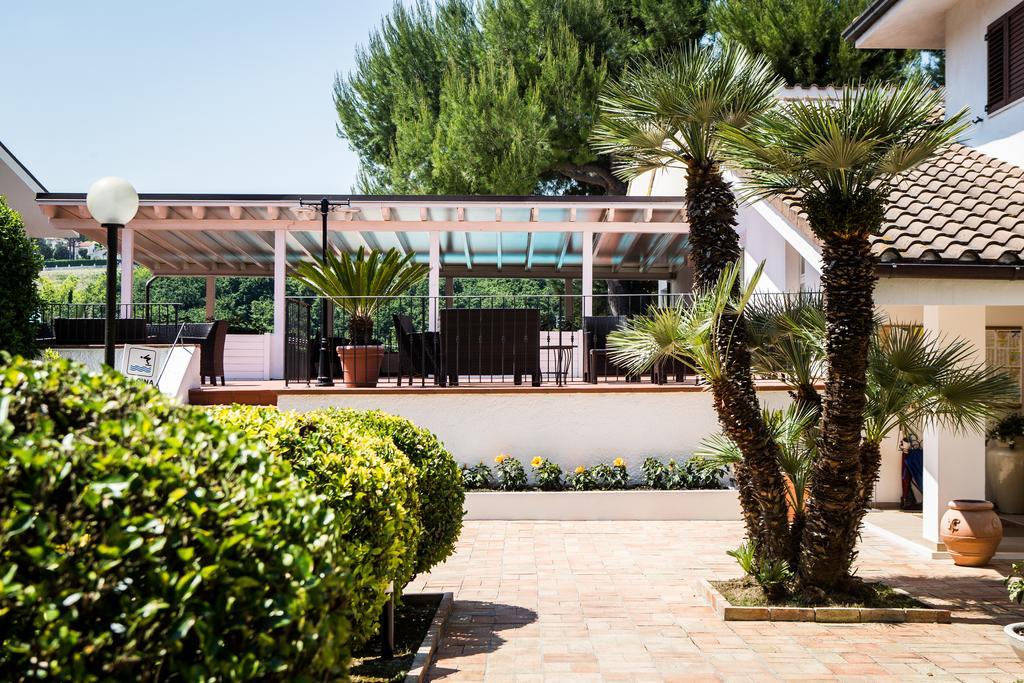 Hotel Giardino Suites&Spa Нумана Экстерьер фото