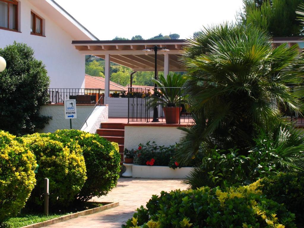 Hotel Giardino Suites&Spa Нумана Экстерьер фото