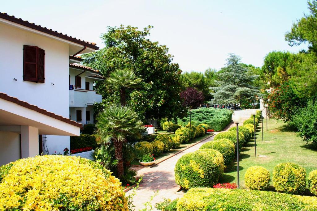 Hotel Giardino Suites&Spa Нумана Экстерьер фото